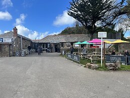 Bescot House, Bramble Hill, Bude, 4 bed det House