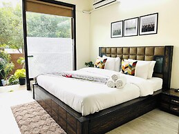 Olive Service Apartment-Golf Course Road