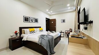 Olive Service Apartment-Golf Course Road