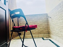 Olive Service Apartment-Golf Course Road