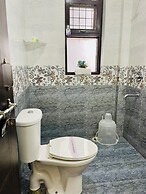 Olive Service Apartment-Golf Course Road