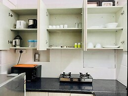 Olive Service Apartment-Golf Course Road