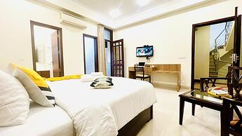 Olive Service Apartment-Golf Course Road