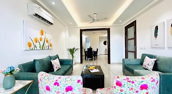 Olive Service Apartment-Golf Course Road