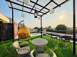 Olive Service Apartment-Golf Course Road