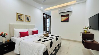 Olive Service Apartment-Golf Course Road