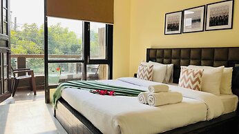 Olive Service Apartment-Golf Course Road