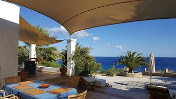 Tranquil Villa With Sea View in Ammopi Karpathos
