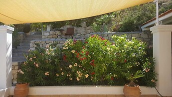 Tranquil Villa With Sea View in Ammopi Karpathos