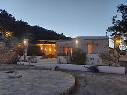 Tranquil Villa With Sea View in Ammopi Karpathos