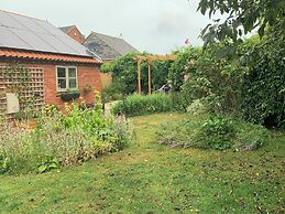 Come & Stay on a Real Norfolk Vineyard