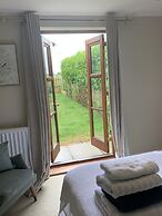 Come & Stay on a Real Norfolk Vineyard