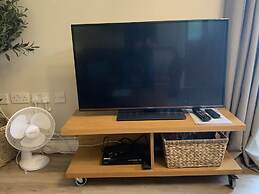 Come & Stay on a Real Norfolk Vineyard