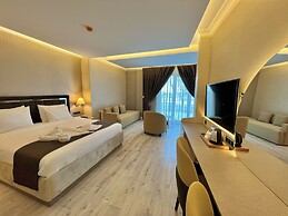 MQ Hotel Suites