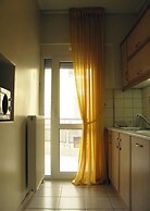 Cozy and Modern Apartment Centrally Located