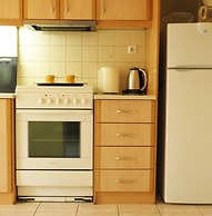 Cozy and Modern Apartment Centrally Located