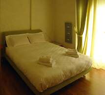 Cozy and Modern Apartment Centrally Located