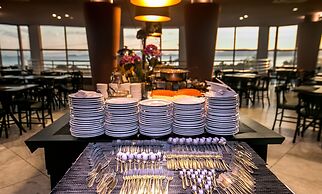 Favorita Golden Hotel e Eventos