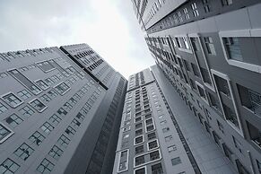 Attractive 1BR Apartment at Royal Olive Residence