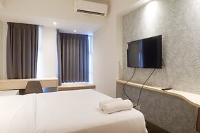 Modern Look Studio at Apartemen Superm