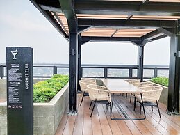 Stunning 1BR without Living Room at Bintaro Embarcadero Suites Apartme