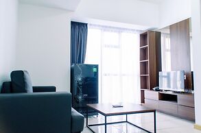 Good Deal 1BR Apartment M-Town Residence near SMS