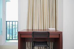Comfy and Nice Studio at Tree Park City BSD Apartment