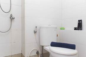 Simple and Cozy Living Studio Room at Bassura City Apartment