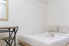 Simple and Cozy Living Studio Room at Bassura City Apartment