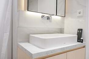 Comfortable and Simply 1BR at The Boulevard Apartment