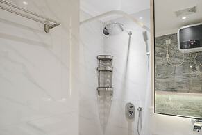 Comfortable and Simply 1BR at The Boulevard Apartment