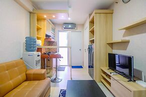 Nice and Strategic 2BR at Bassura City Apartment