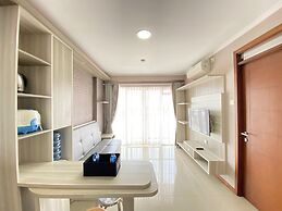 Modern & Cozy 2BR Apartment At Gateway Pasteur