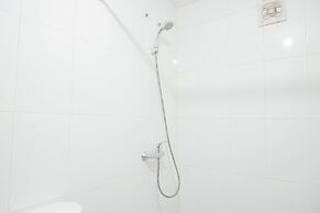 Comfortable and Homey Studio at Amethyst Apartment