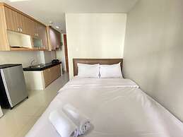Stylish & Comfy Studio at Dago Suites Apartment