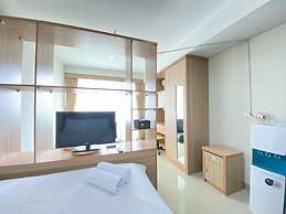 Stylish & Comfy Studio at Dago Suites Apartment
