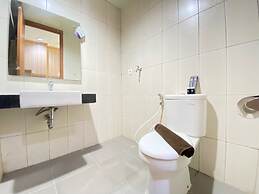 Stylish & Comfy Studio at Dago Suites Apartment