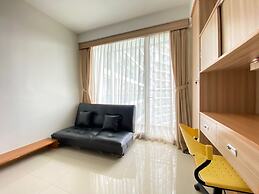 Stylish & Comfy Studio at Dago Suites Apartment