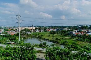 Comfortable and Simply Studio Apartment at Tamansari Skylounge