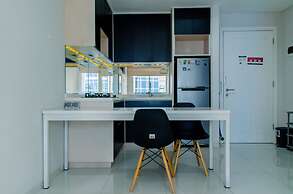Fancy and Nice 1BR Apartment at Silkwood Residence