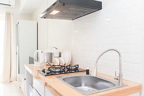 Comfort and Minimalist Studio at Springlake Summarecon Bekasi Apartmen