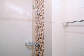 Comfortable and Minimalist Studio at Dave Apartment