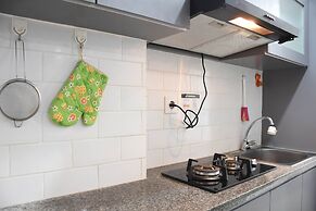 Nice and Comfy Studio Apartment at Signature Park Grande