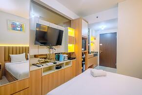 Homey and Stylish Studio Room at Transpark Cibubur Apartment