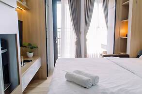 Nice and Fancy Studio at Transpark Bintaro Apartment