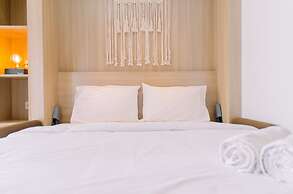 Nice and Fancy Studio at Transpark Bintaro Apartment