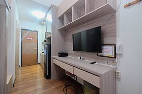 Comfortable and Cozy Stay Studio at Dave Apartment