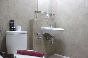 Spacious 1BR with Great View at Marbella Suites Dago