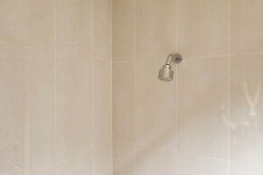 Exclusive and Vibrant 1BR Apartment at Praxis