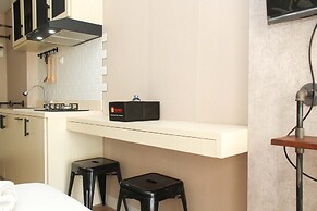 New and Cozy Studio at Patraland Urbano Apartment